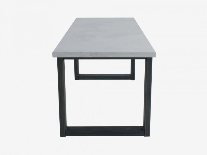 Industriele betontafel Uno op maat gemaakt